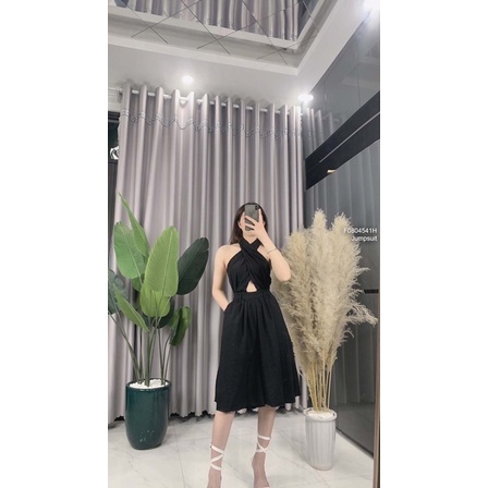 Jumpsuits cổ yếm đắp chéo