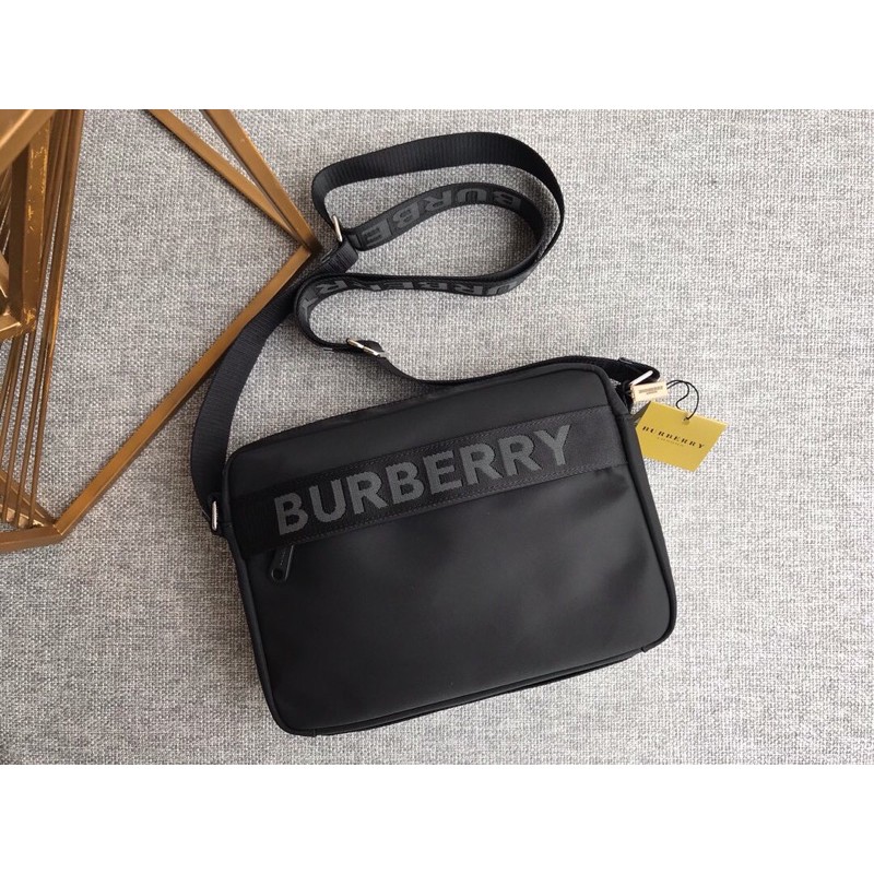 Túi đeo chéo thật cao cấp BURBERRY BBR