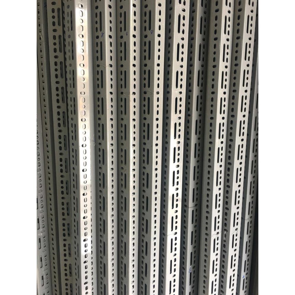 Thanh sắt V lỗ V4x4cm dài 120cm