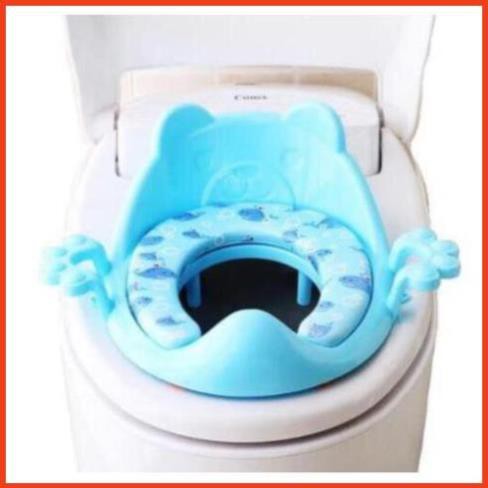 Tấm lót thu nhỏ bồn cầu có tay vịn | Miếng lót bồn cầu cho bé - Đồ Gia Dụng Thông Minh
