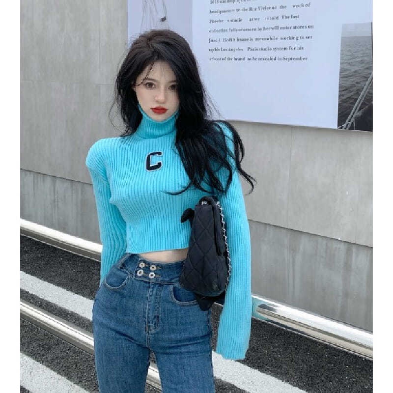 Áo sweater ôm dáng cổ cao thêu chữ phong cách thu đông thời trang cho nữ