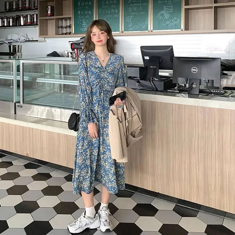 Đầm Hoa Tay Dài Cổ Chữ V Đáng Yêu Cho Nữ | BigBuy360 - bigbuy360.vn