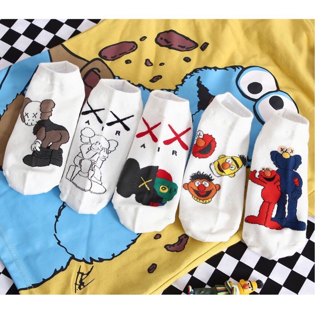 COMBO VỚ ( TẤT) ULLZANG KAWS CỰC PHONG CÁCH,NGỘ NGHĨNH,CÓ TÁCH LẺ