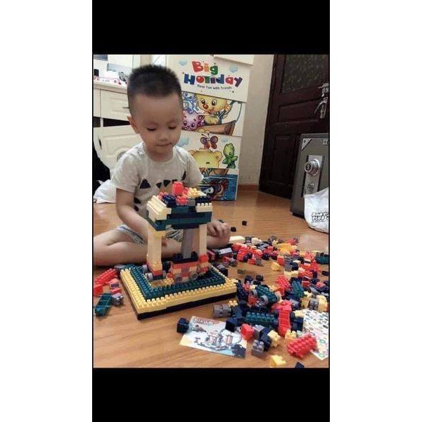 Bộ xếp hình 520 chi tiết