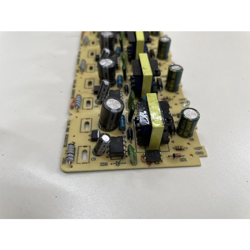 Bo nguồn 12V 1A