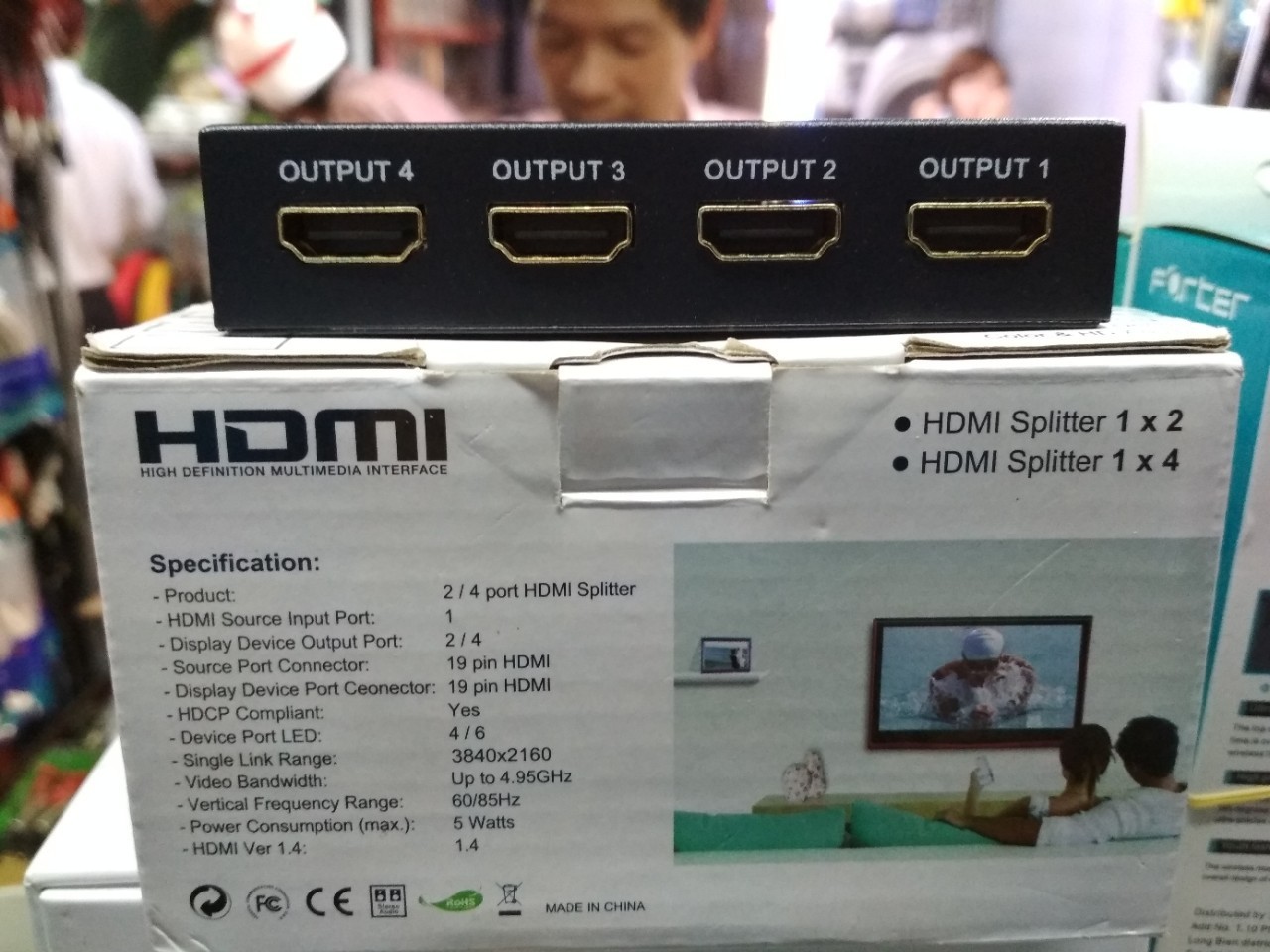 Bộ chia HDMI 1 ra 4 HDMI SPLITTER 1 TO 4