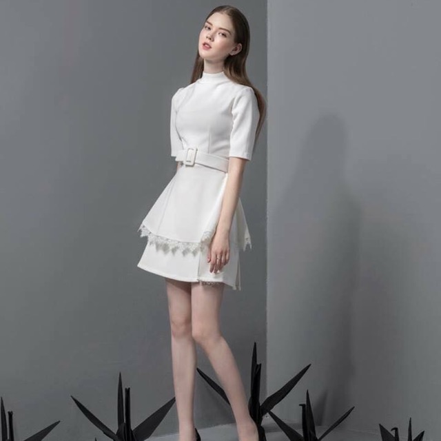Set áo trắng phối ren - Julie set