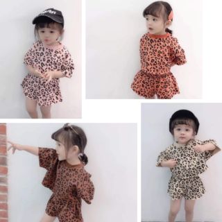 Bộ tiểu thư da beo áo croptop quần váy sang chảnh