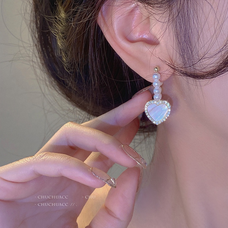 Bông Tai Hình Trái Tim Đính Đá Phong Cách Hàn Quốc