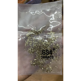Đá đính móng size nhỏ ( Màu trắng )