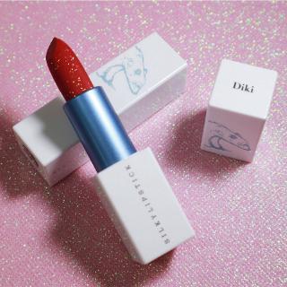 [Hàng mới về] Son lì lấp lánh nhung mịn dưỡng ẩm thiết kế vỏ họa tiết chú gấu dễ thương