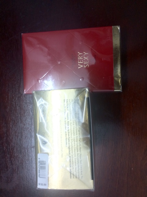 Nuoc hoa nữ Victoria's secret Very Sexy Now 50ml/ 100ml đỏ tím đen xanh