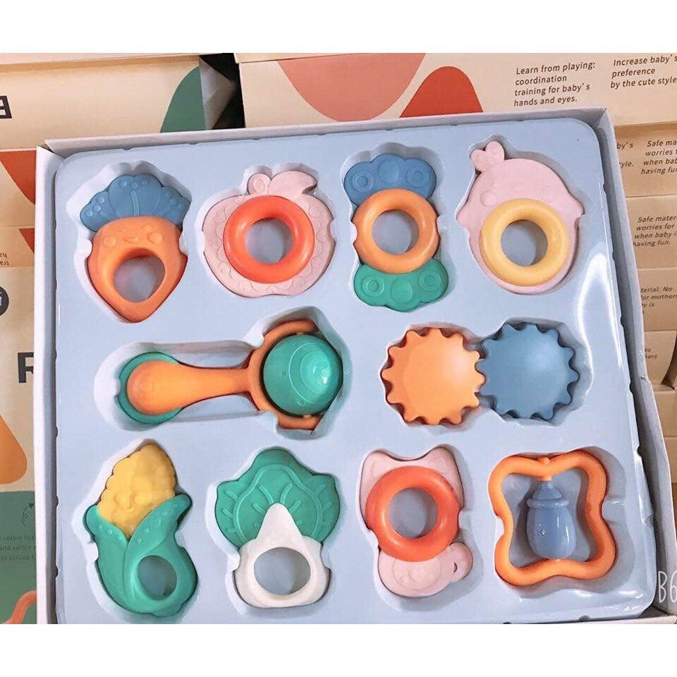 Bộ đồ chơi gặm nướu kèm xúc xắc 10 món chính hãng  BABY RATTLES cho bé trẻ sơ sinh an toàn nghộ nghĩnh đáng yêu DC10