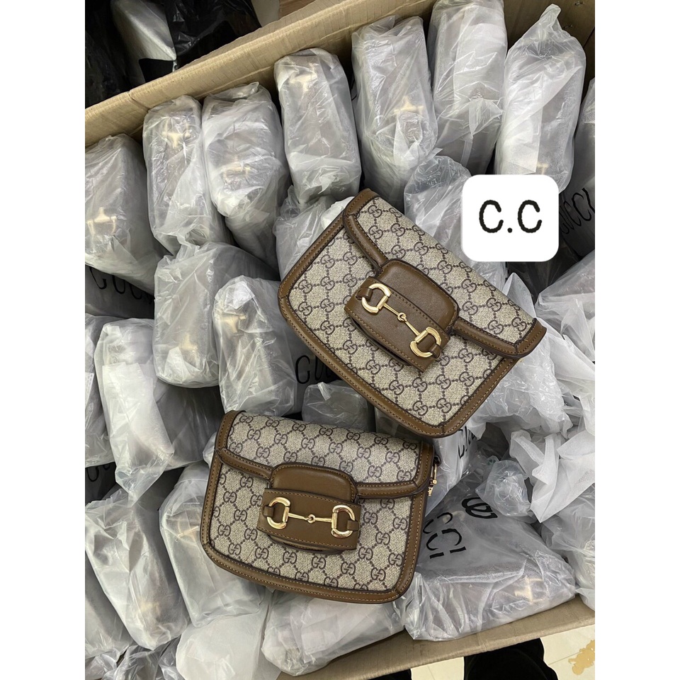Túi hà hồ đeo chéo cao cấp lót nhung chuẩn xịn Vip kèm ảnh thật.Size 18-25.FULL BOX nguyên seal mã CODE