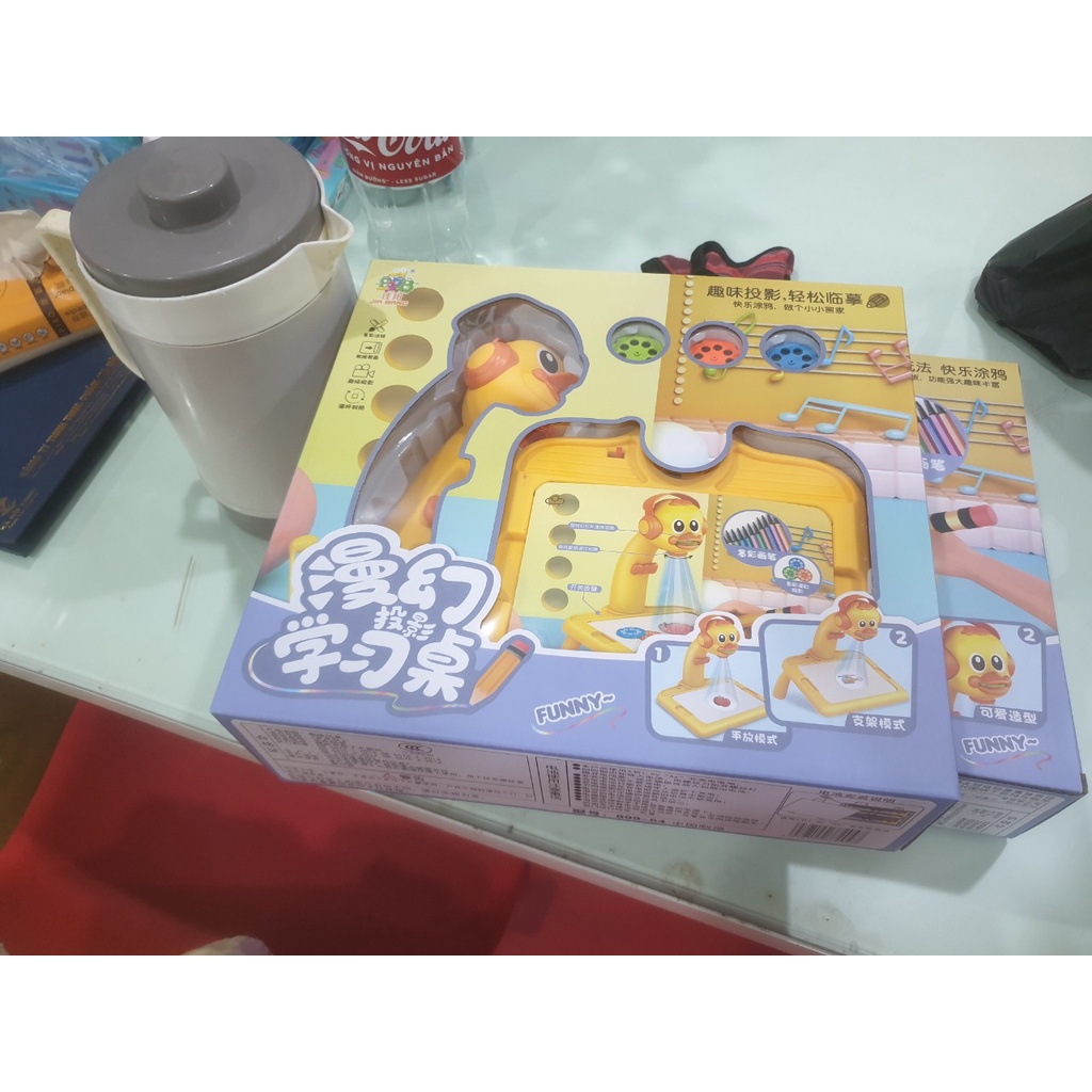 Bàn vẽ có đèn chiếu sáng thông minh cho bé, đèn vẽ tranh cho bé - có nhạc