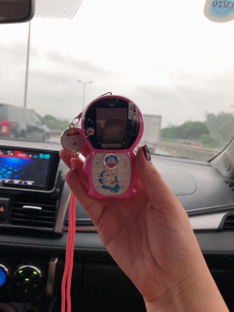 Điện thoại hình Đôremon
