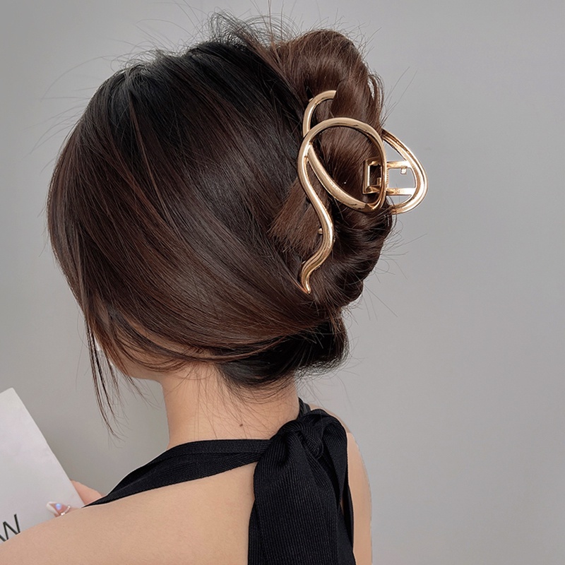 Kẹp tóc rỗng hình cá mập thiết kế đơn giản khí chất 199046