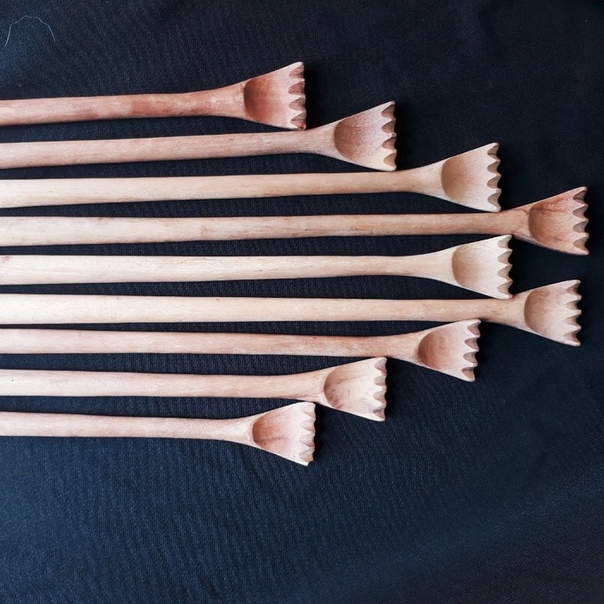 Cây gậy gãi lưng, đấm lưng bằng gỗ