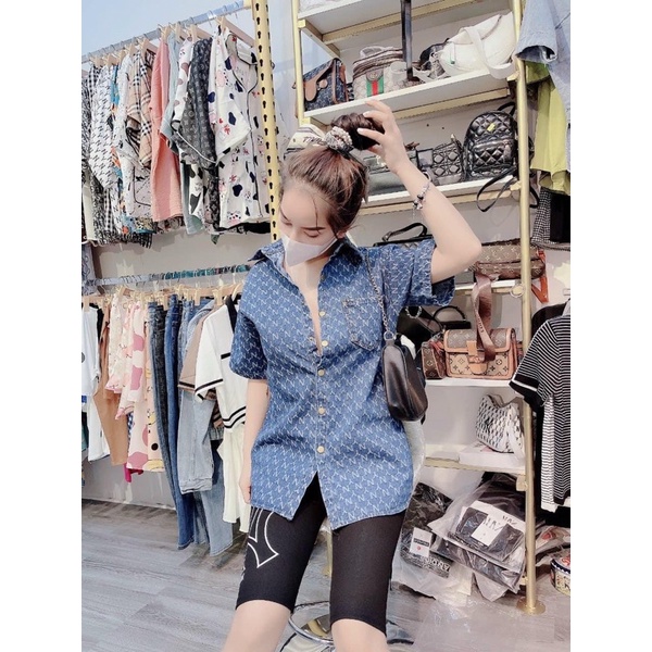 Áo bò dập chữ Ny