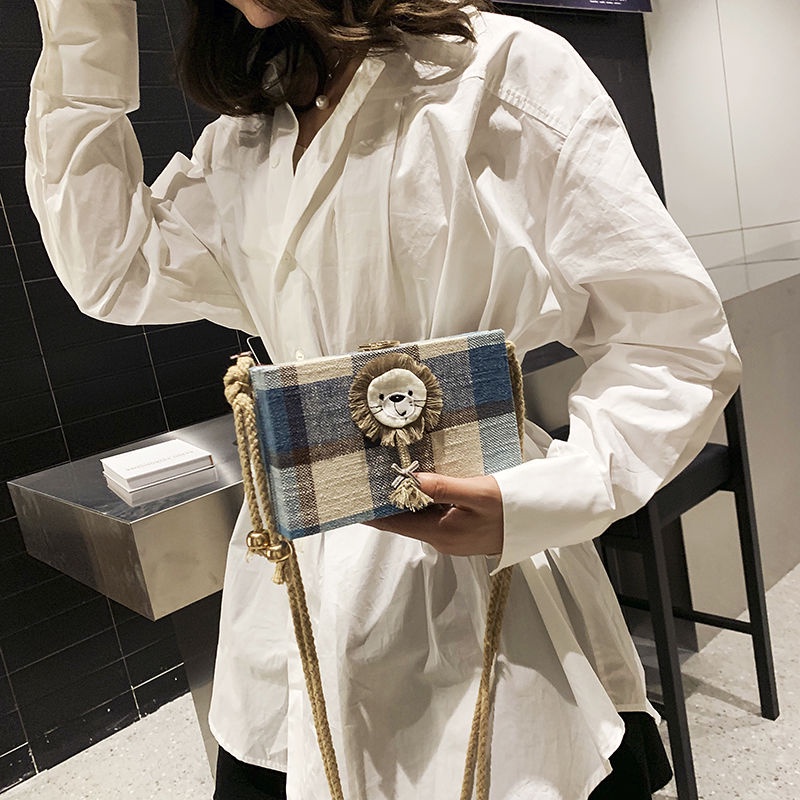 Túi đeo chéo IELGY họa tiết hoạt hình dễ thương phong cách Hàn Quốc dành cho nữ