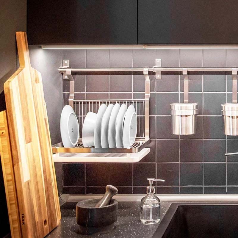 Dây đèn LED dài cảm biến chuyển động chạy pin dùng cho hành lang