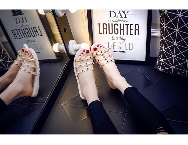 Dép Nữ PVC Quai Ngang Đính Đá 3 Hàng Thời Trang Size 36-40 - Hàng Nhập Quảng Châu - Lucky Girl shop