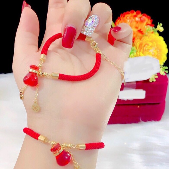 Lắc tay đỏ đầu khoá mạ vàng đính hồ lô đỏ may mắn