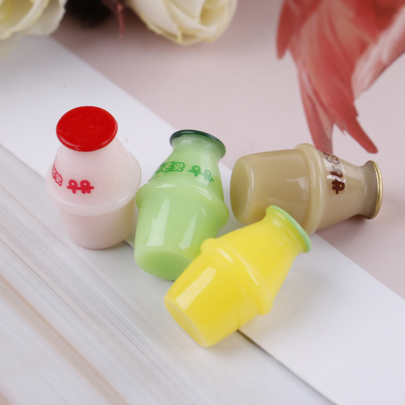 4PCS Dollhouse miniature toy milk bottle home decor scene