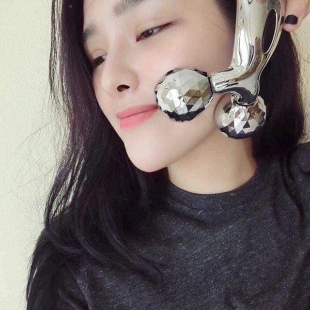 Lăn mặt Massage 3D nâng cơ mặt tạo cằm vline