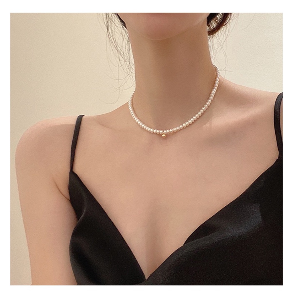 Vòng cổ đính ngọc trai nhân tạo