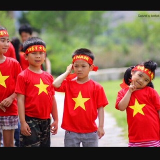 Combo áo cờ đỏ sao vàng trẻ em