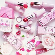 Son Lì Mịn Môi thiên nhiên