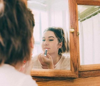 Son Dưỡng Môi ChapStick