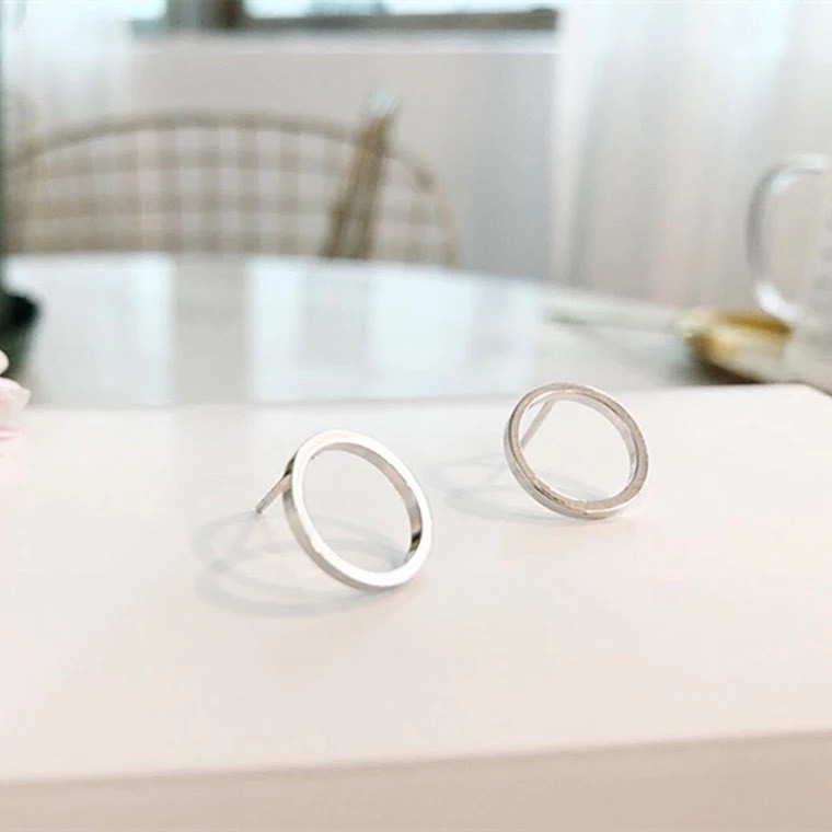 Khuyên tai nữ TLEE hình khối hình tròn basic đơn giản đường kính 1cm TleeJewelry B0348