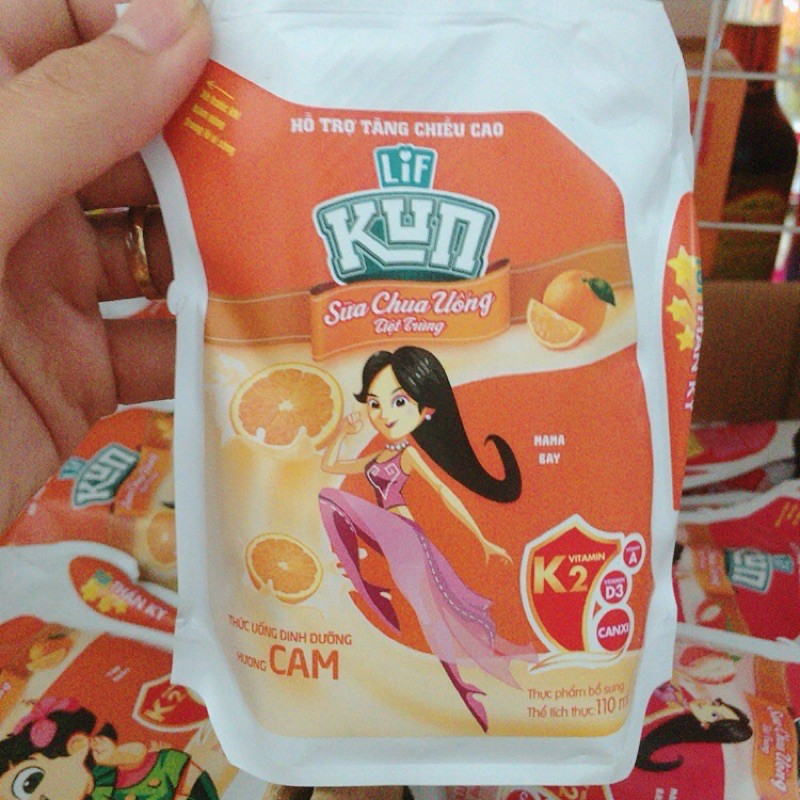 [Date mới] 1 túi sữa Kun các vị cacao, dâu, cam 110ml | BigBuy360 - bigbuy360.vn