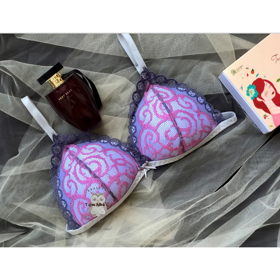 Set bra thiết kế sexy, Đồ lót nữ màu xanh ren hồng gợi cảm ôm ngực nguyên set gồm áo + quần | BigBuy360 - bigbuy360.vn