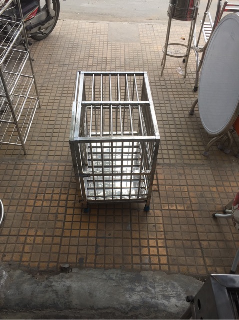 Chuồng chó inox Giao miễn phí