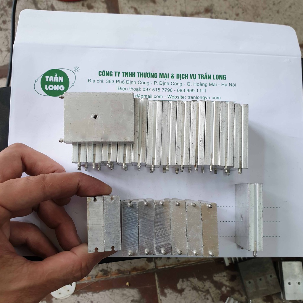 Combo 4 tản nhiệt nhôm đặc tháo bộ lưu điện; bộ 4 nhôm tản nhiệt tháo máy