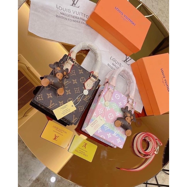 TÚI đeo chéo nữ Lệ Vi Đứng kèm móc trâu FREE SHIP size 18cm