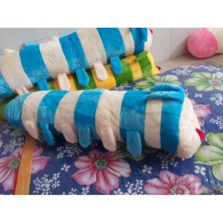 Gối ôm bông con sâu xanh biển 80cm