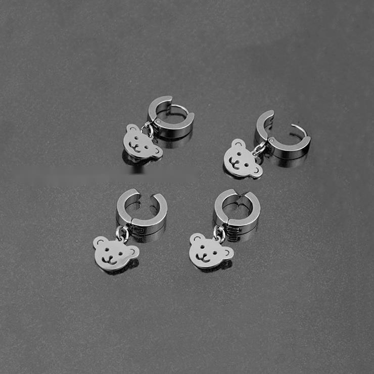 Khuyên Tai Hình Gấu Bằng Thép Titan Phong Cách Đơn Giản Dễ Thương 19466