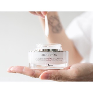 Kem Dưỡng Trắng Da Dior Snow White