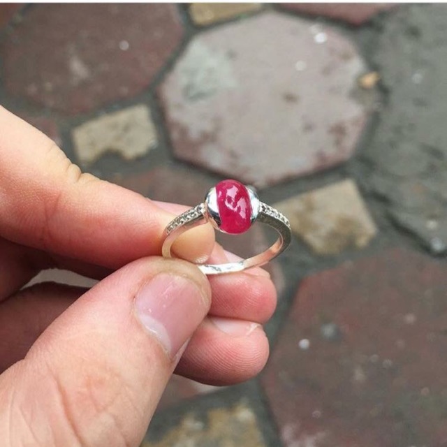 Nhẫn Ruby lục yên thiên nhiên