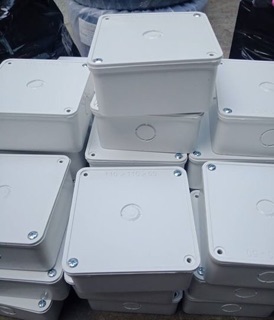 Box nhựa chống cháy 11*11