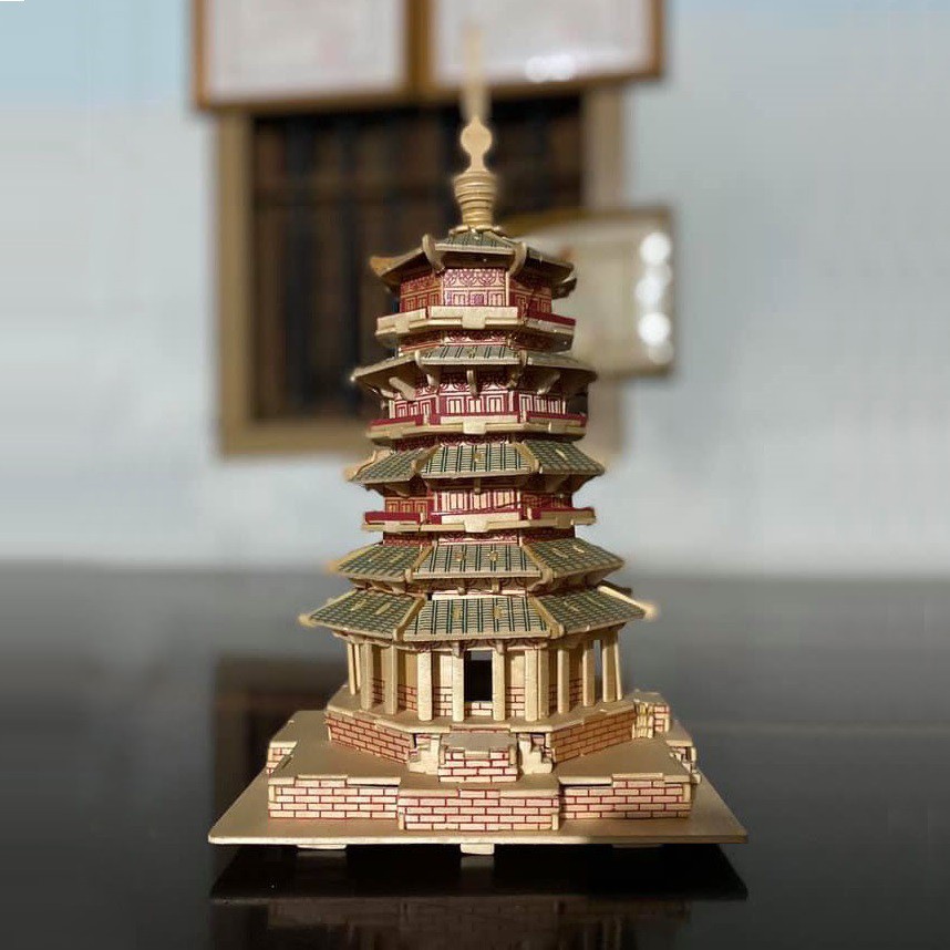 Đồ chơi lắp ráp gỗ 3D Mô hình Tháp Lôi Phong - Tặng kèm đèn LED USB trang trí