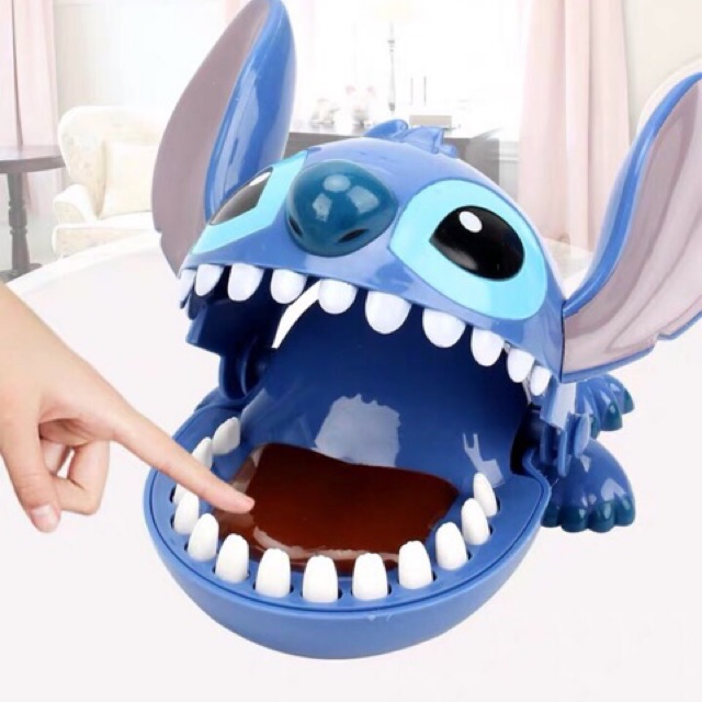 Khám răng Stitch
