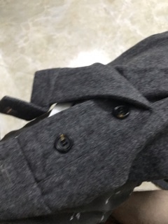 Quần âu Thom browne.
