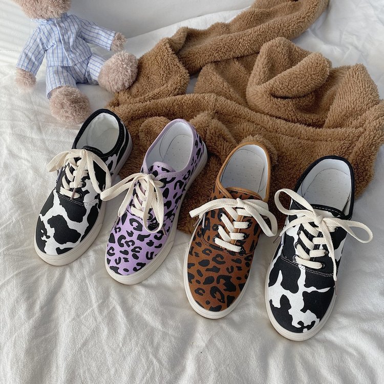 [ Mã 66CBSALE giảm 30K đơn 200K] Giày thể thao đế bằng in họa tiết da báo thời trang năng động | BigBuy360 - bigbuy360.vn