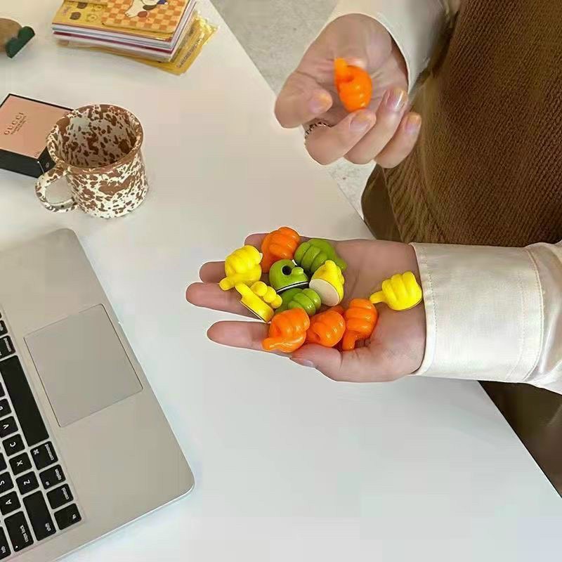 COMBO 10 Giá Đỡ Dây Cáp/ Dây Leo Có Keo Dán Mặt Sau Hình Bàn Tay Thiết Kế Sáng Tạo Dán Tường