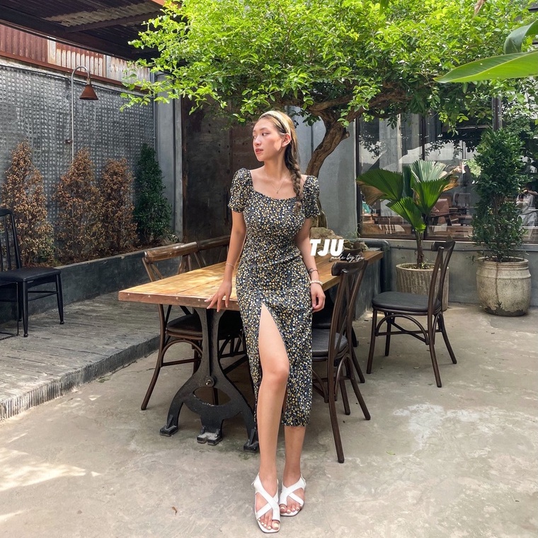 Váy đầm hoa nhí cổ vuông xẻ đùi chất lụa tôn dáng tôn da Cát Cát (TJu thiết kế)